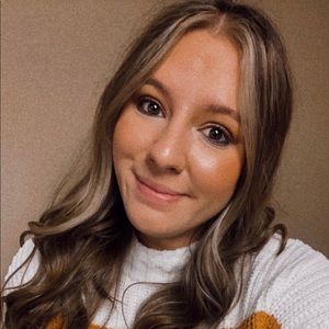 Meet your Posher, Tara